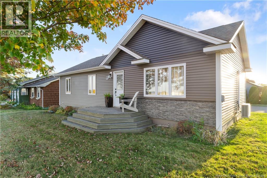 42 Du Parc Rd, Bouctouche, NB E4S 3C5