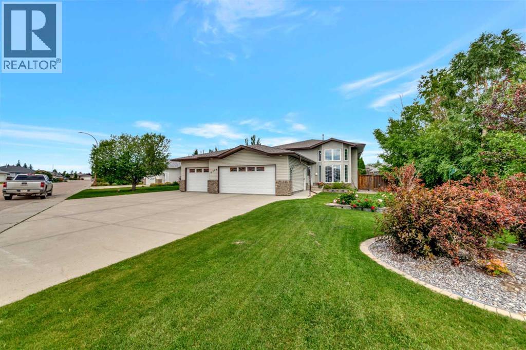 65 Avenue Unit 3909, Lloydminster, AB T9V 2W6