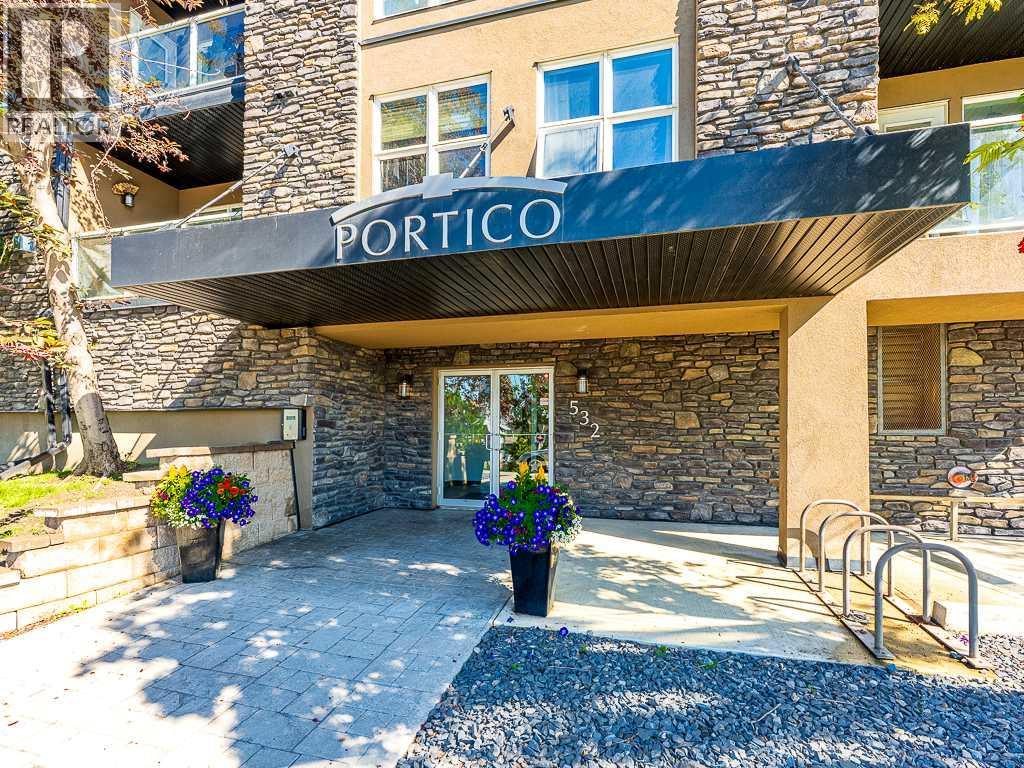 532 5 Avenue Ne Unit 306, Calgary, AB T2E 0L2