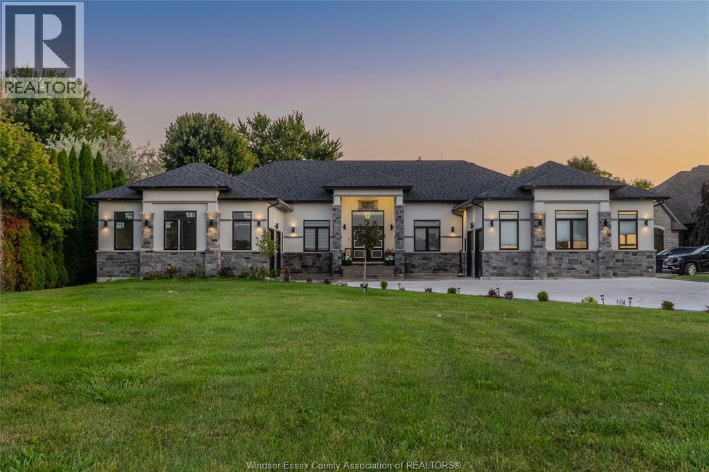 1316 Deer Run, Leamington, ON N8H 3V7