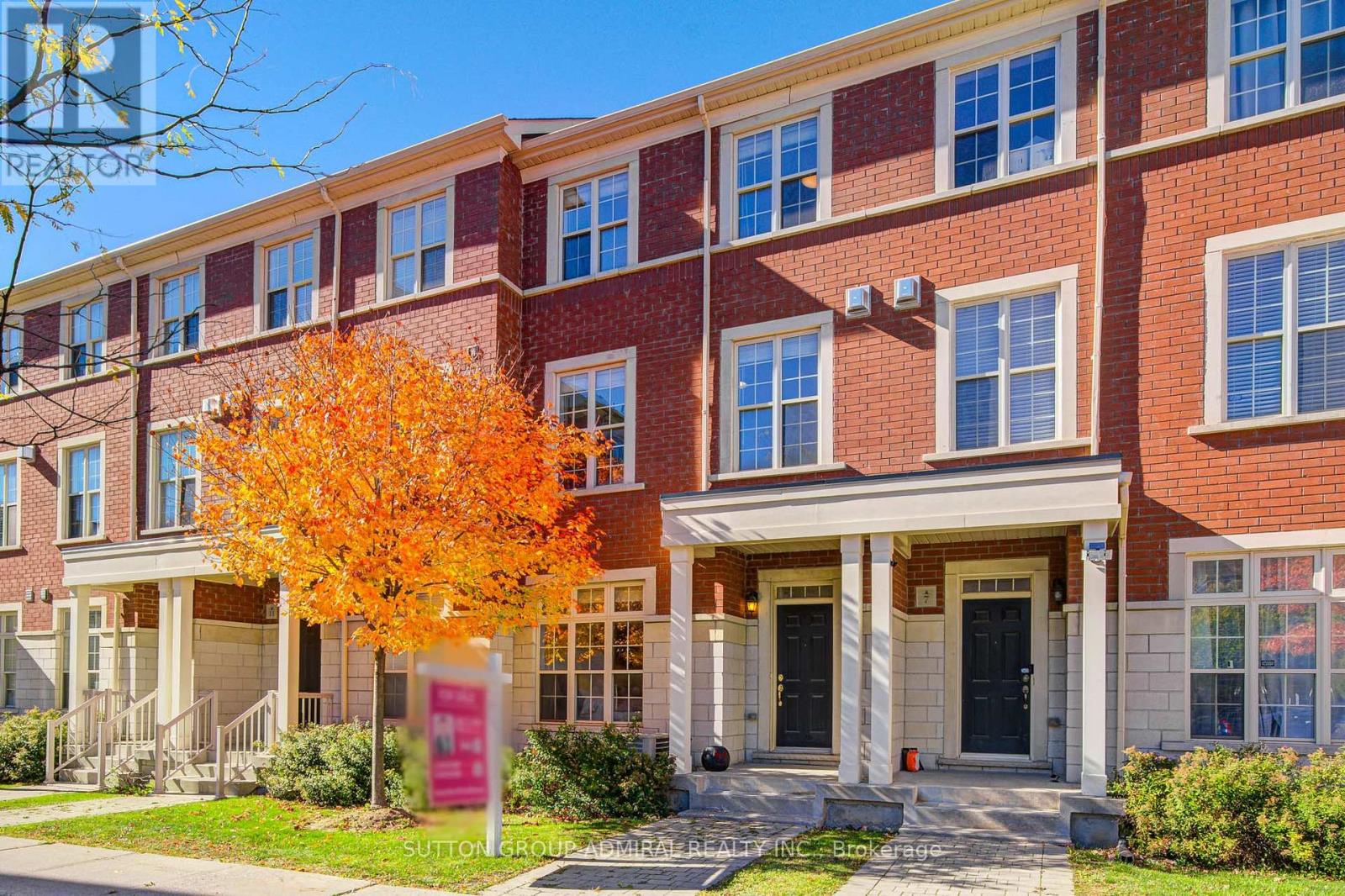 9 Vandaam Ln, Markham, ON L6C 0P1