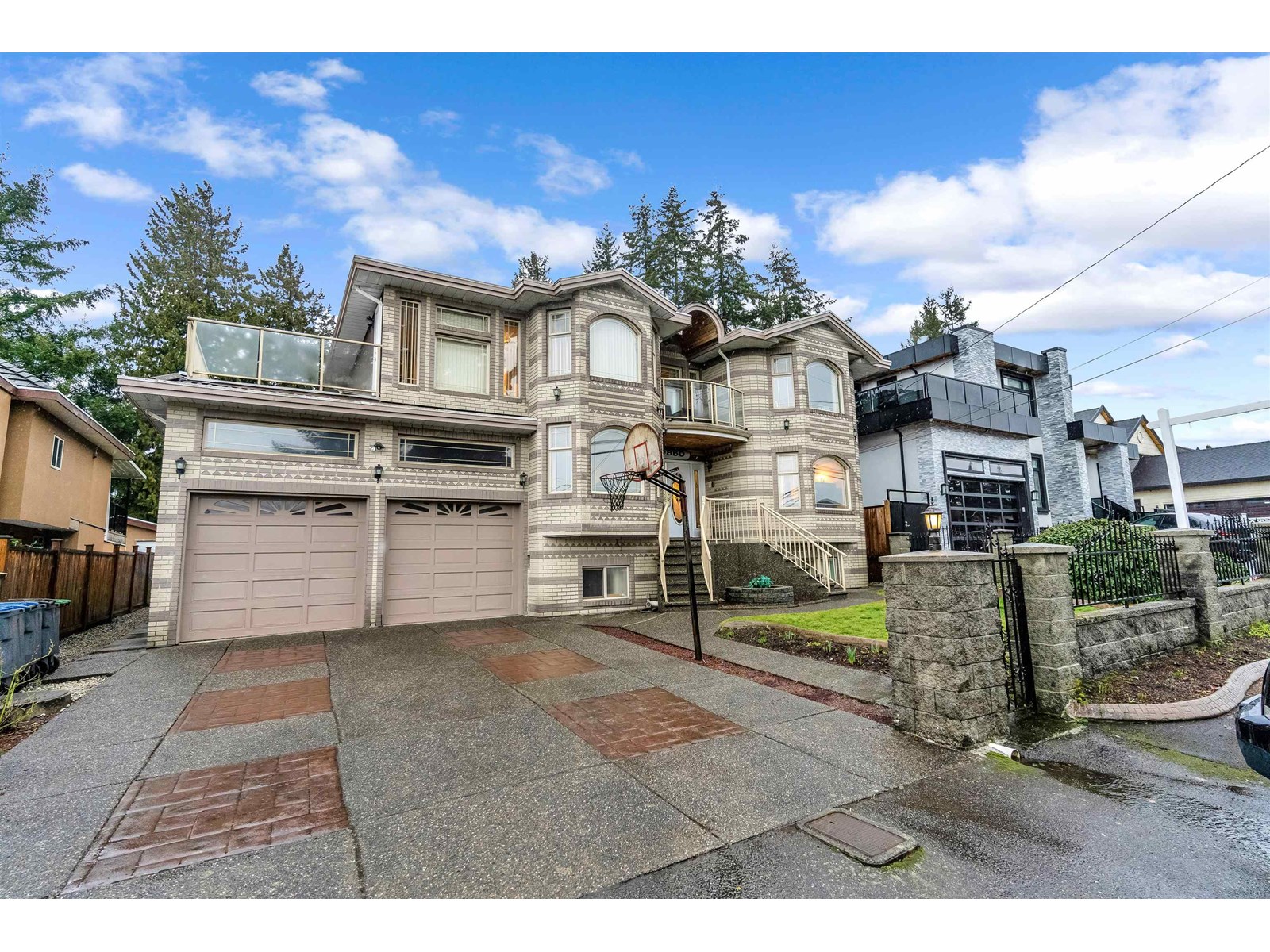 123 Street Unit 9860, Surrey, BC V3V 4P1