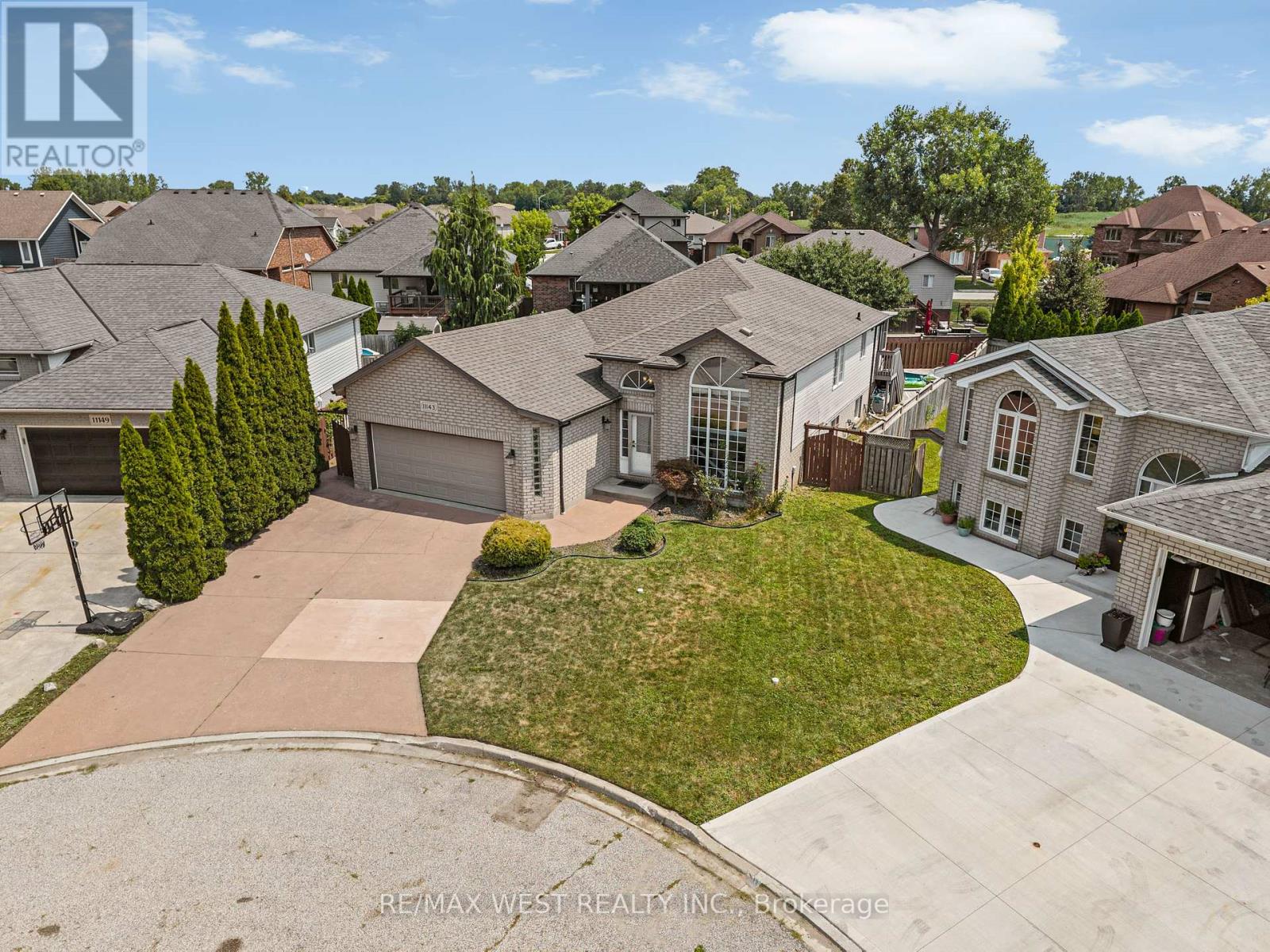 11143 Ancona Cres, Windsor, ON N8R 2K2