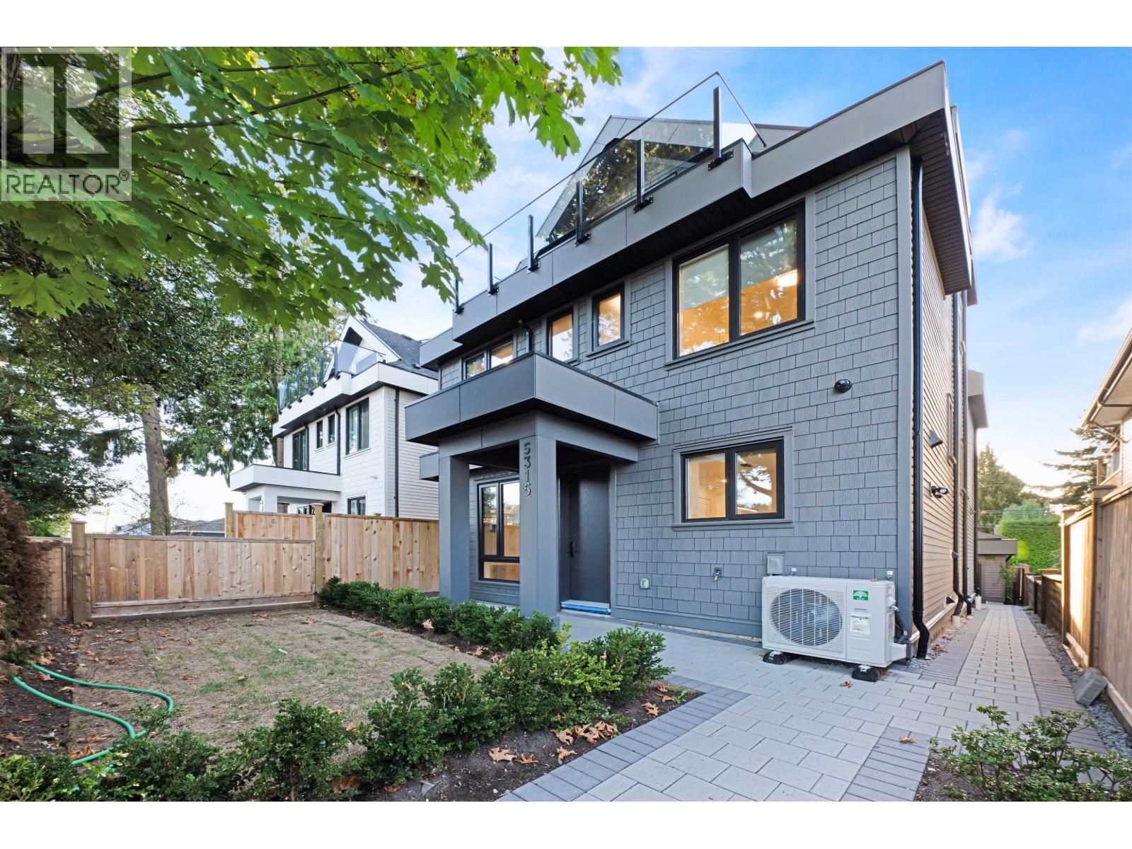 5315 Inverness Street Unit 1, Vancouver, BC V5W 3N9