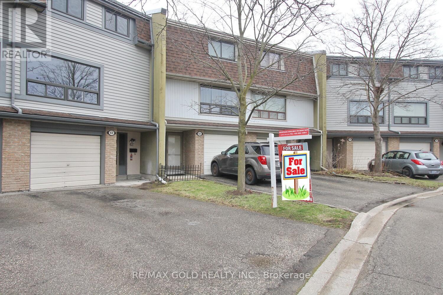 62 62 Ashton Cres, Brampton, ON L6S 3J9
