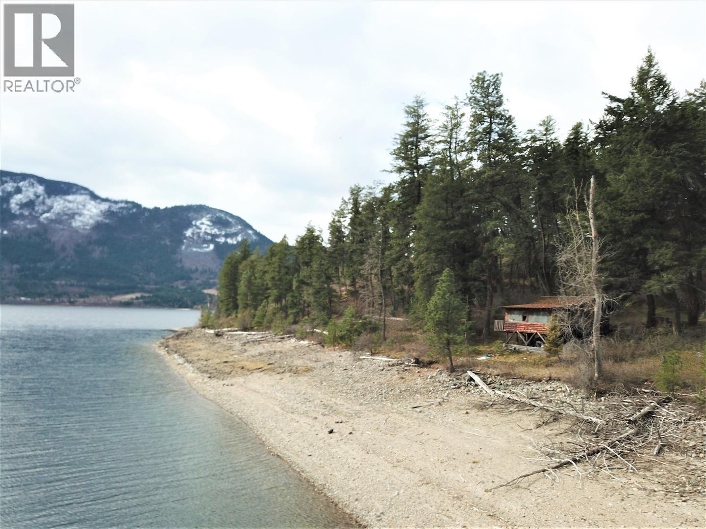 7080 Little Shuswap Lk, Chase, BC V0E 1M0