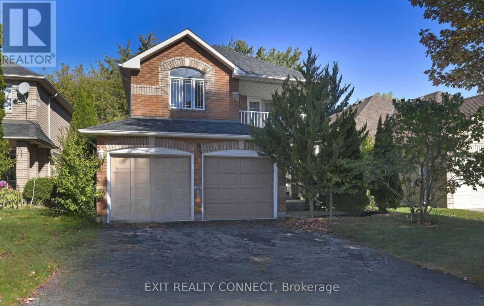 20 Rinaldo Rd, Georgina, ON L4P 3X9