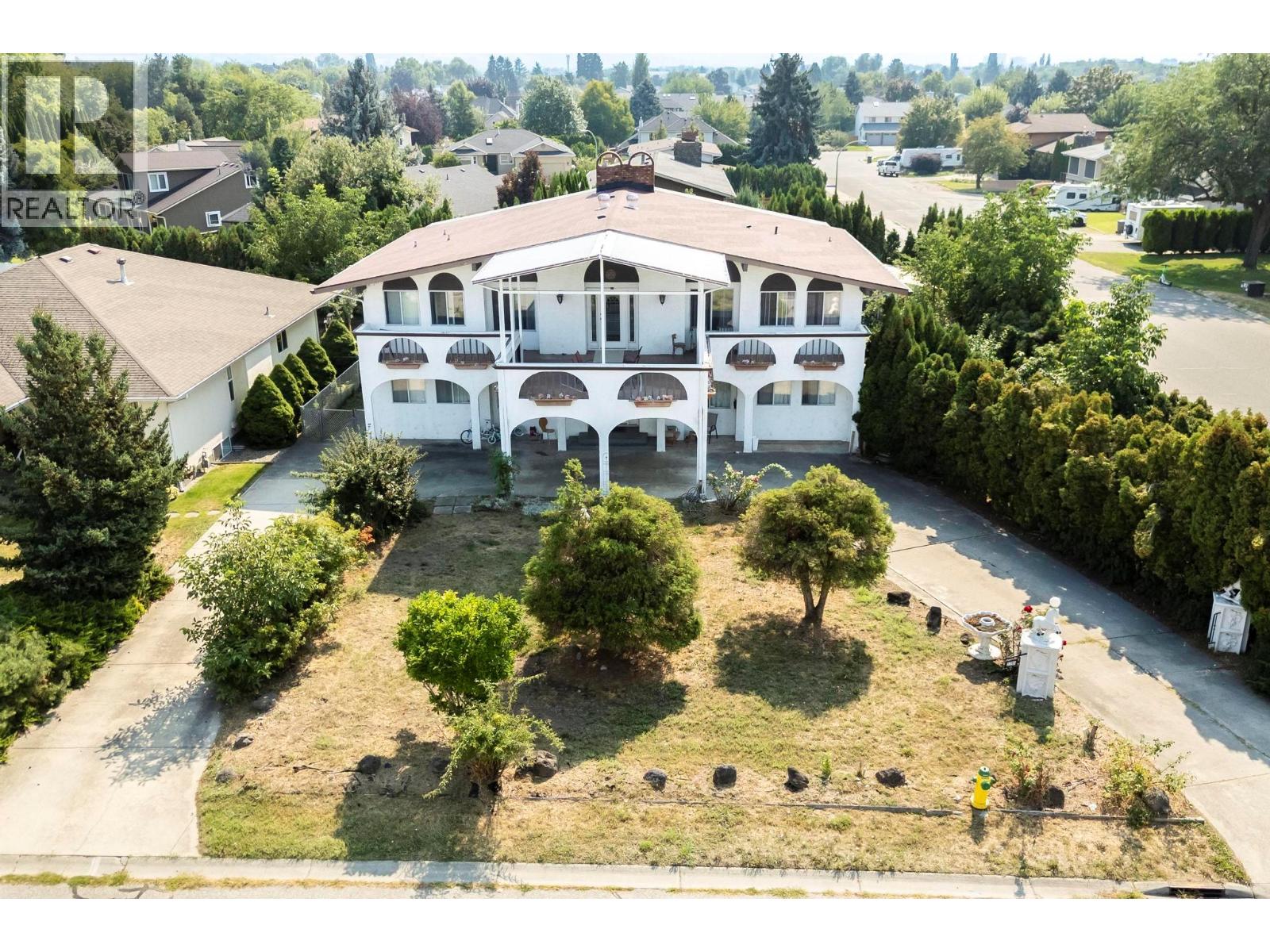 2295 Rhondda Ct, Kelowna, BC V1Y 7Y2
