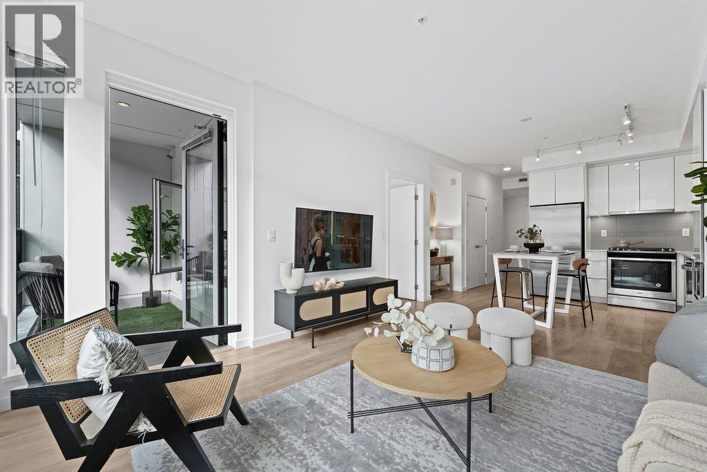 725 Marine Drive Unit 206, North Vancouver, BC V7M 0G2