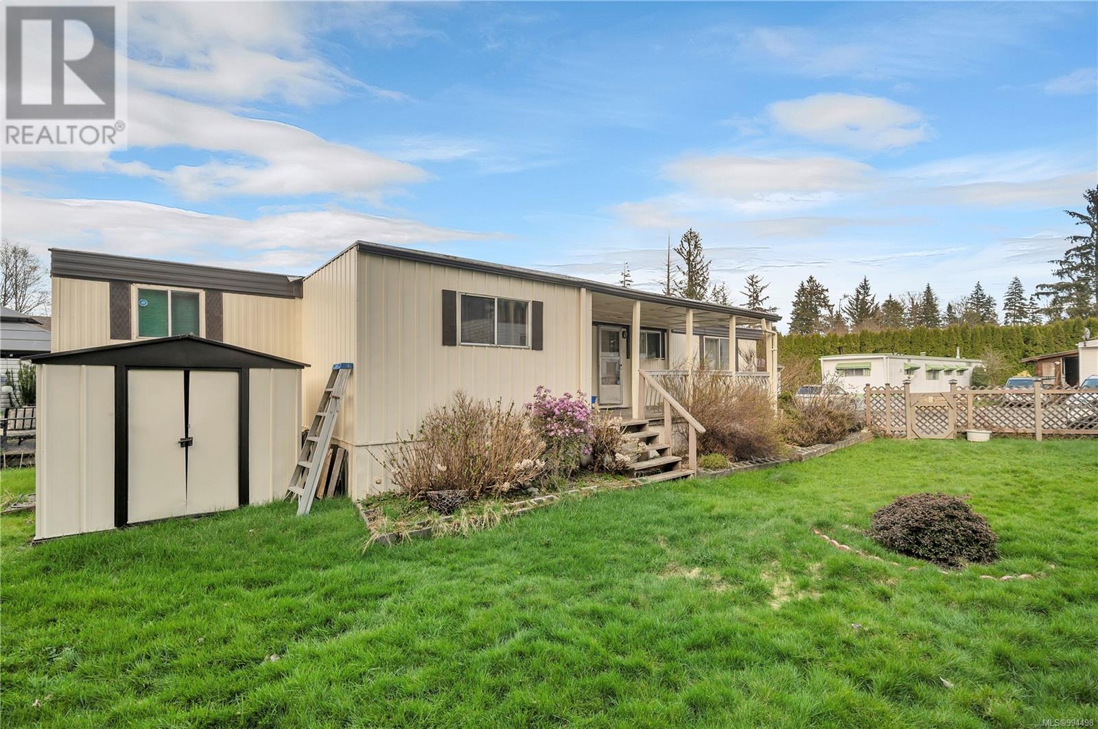 951 Homewood Rd Unit 26 Rd, Campbell River, BC V9W 3N7