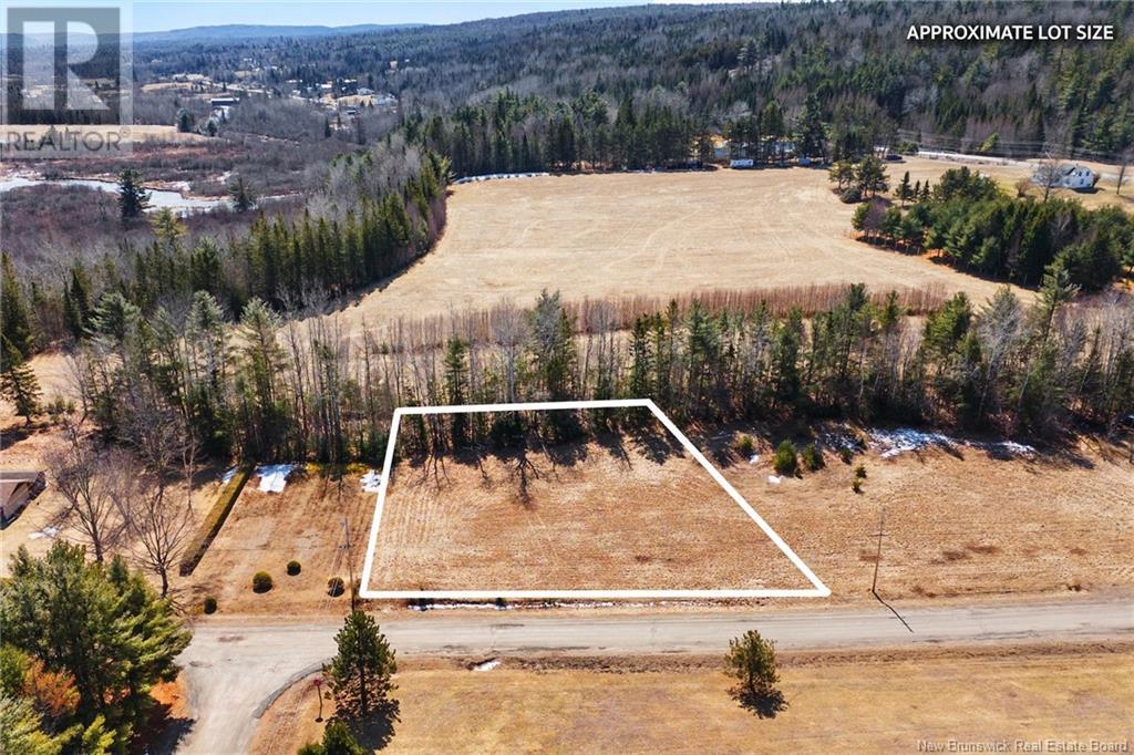 1 Lowlands Rd, Hoyt, NB E5L 2J4