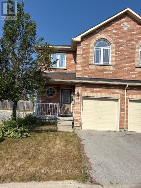 25 Southwoods Cres, Barrie, ON L4N 9P8