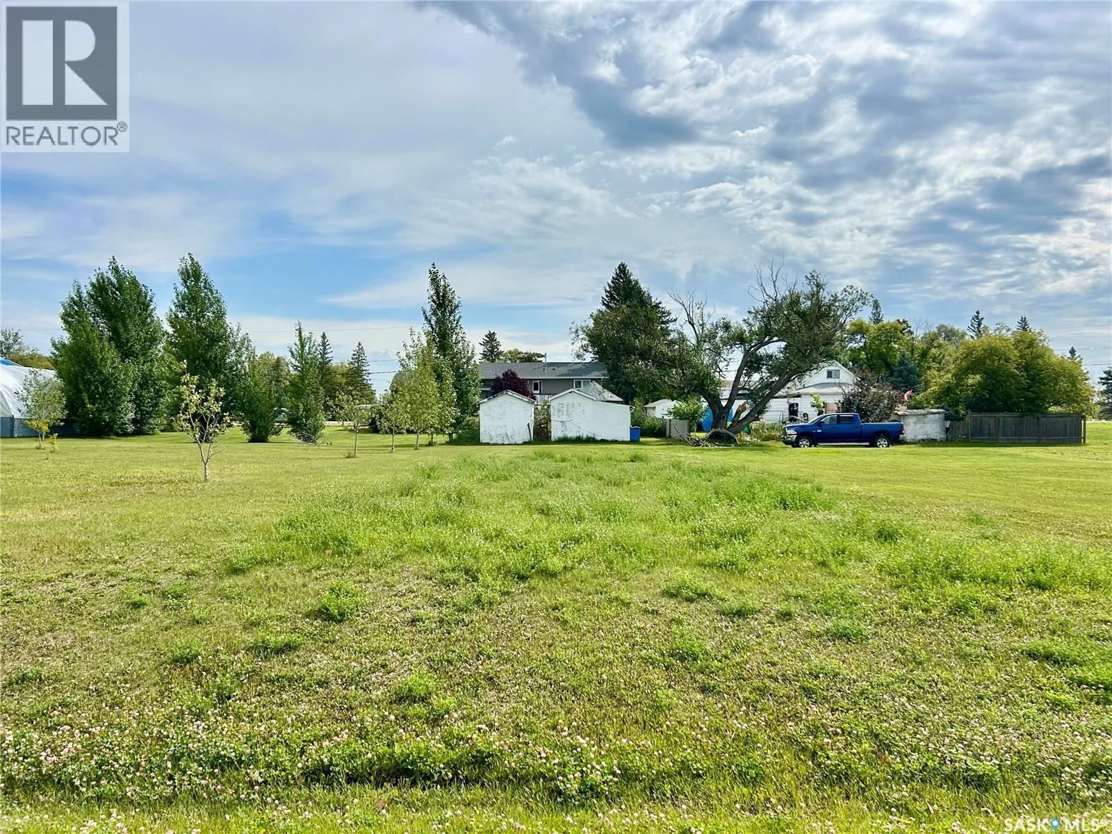1 Avenue West, Zenon Park, SK S0E 1W0