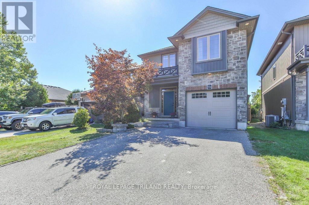 534 Hummingbird Cres, Woodstock, ON N4T 1V9