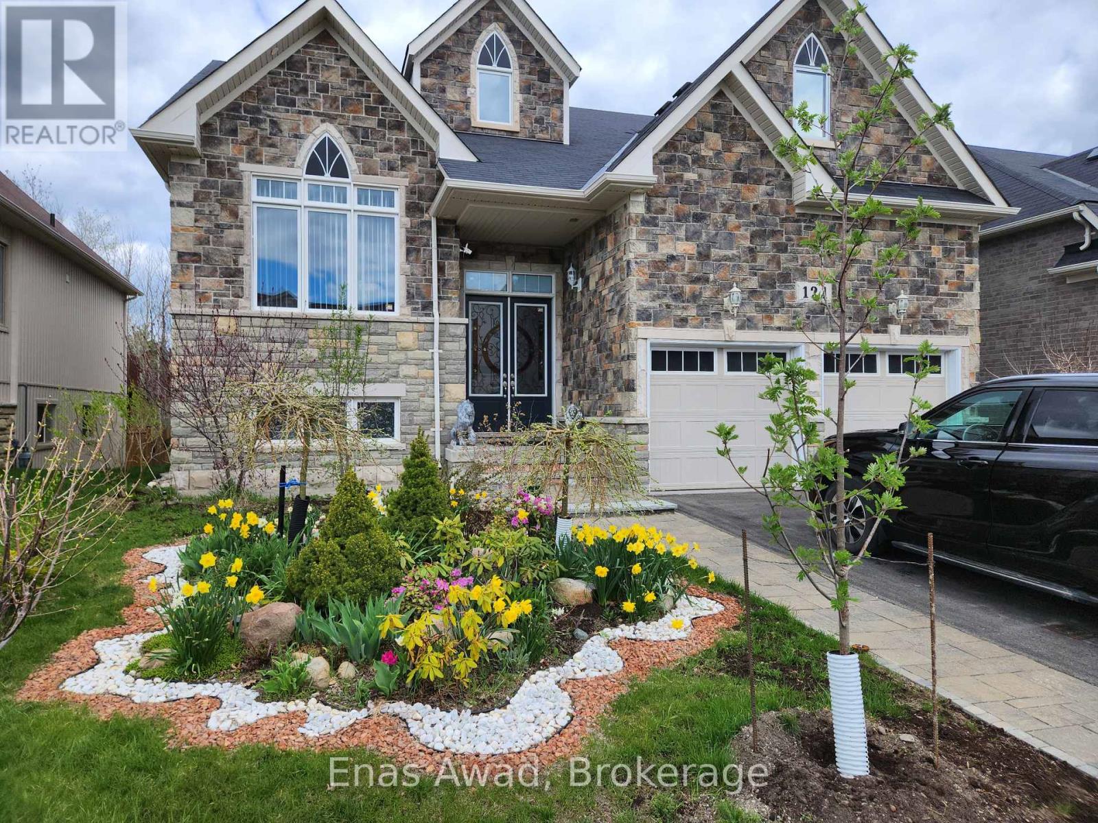 121 Allegra Dr, Wasaga Beach, ON L9Z 0H5