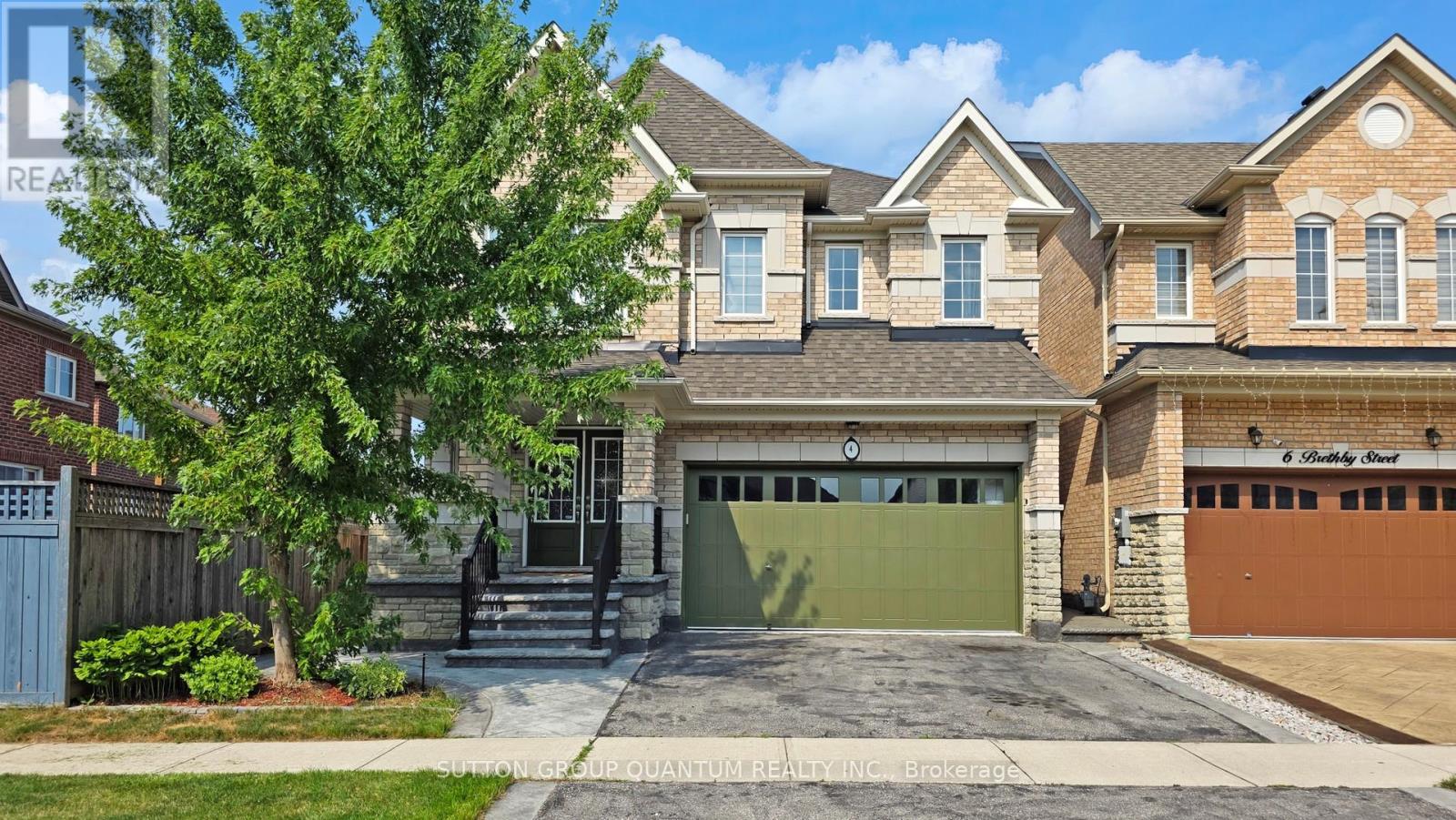 4 Brethby St, Caledon, ON L7C 3W2