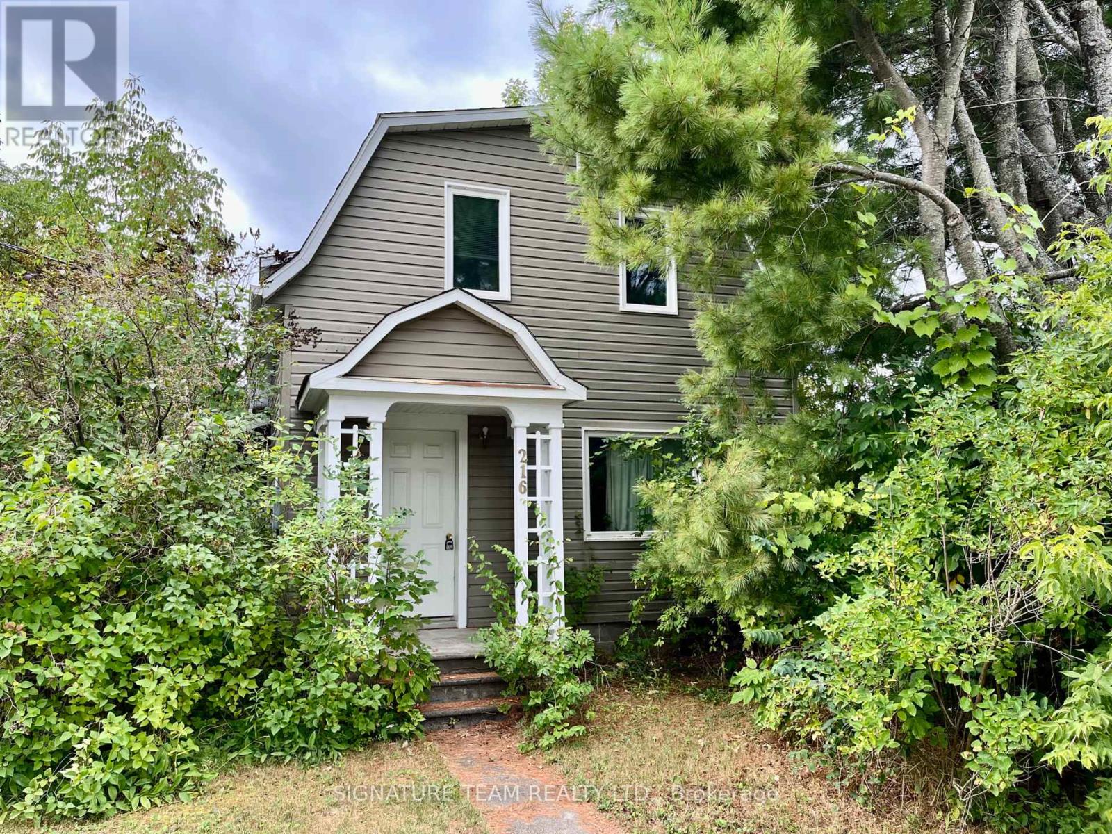 216 Jane St, Bonnechere Valley, ON K0J 1T0