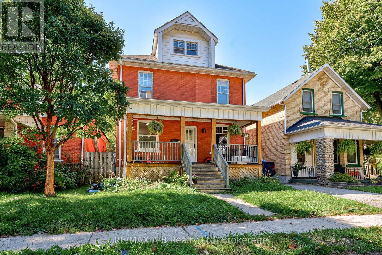 512 Downie St, Stratford, ON N5A 1Y2