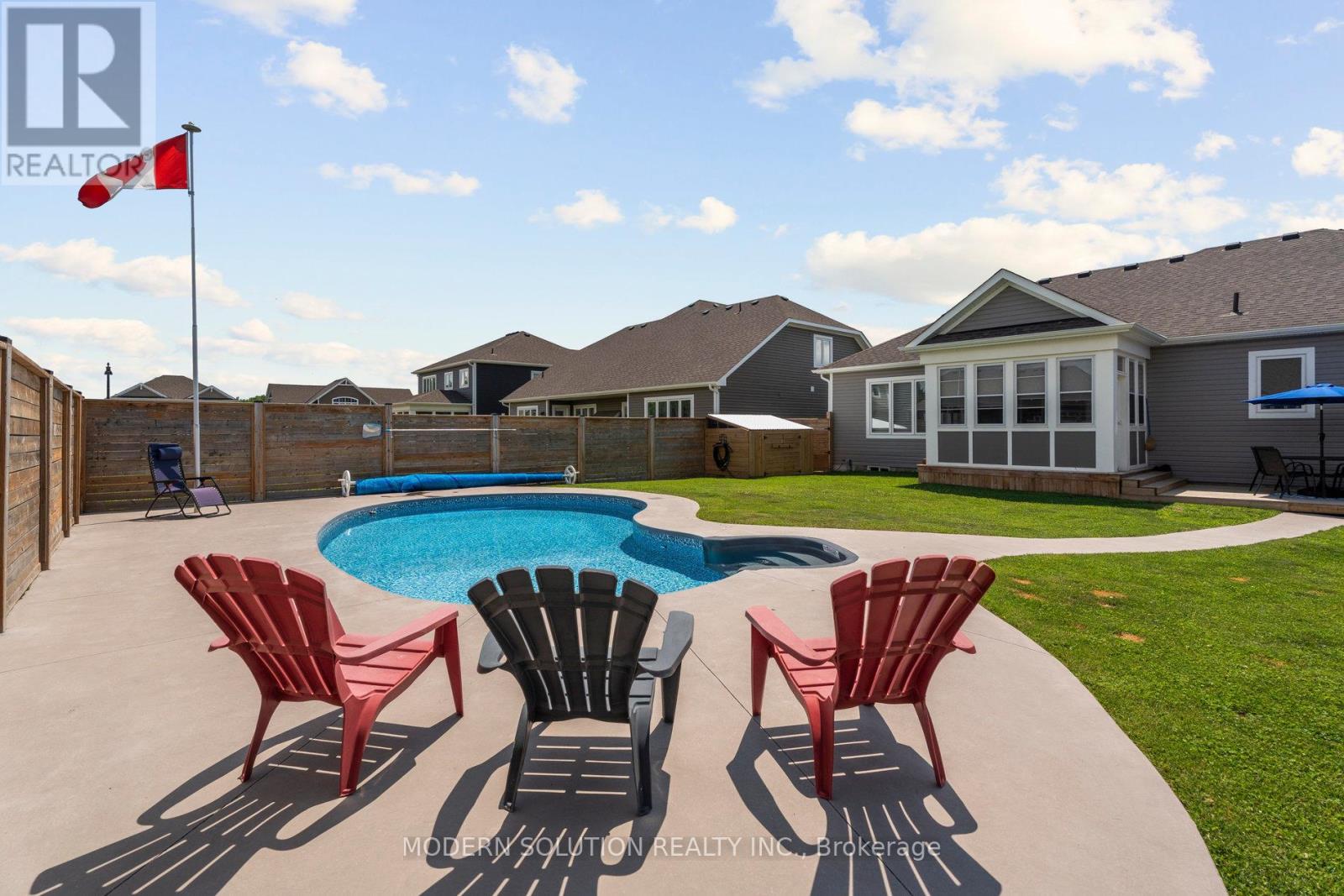 35 Browning Blvd, Bracebridge Macaulay, ON P1L 0G2