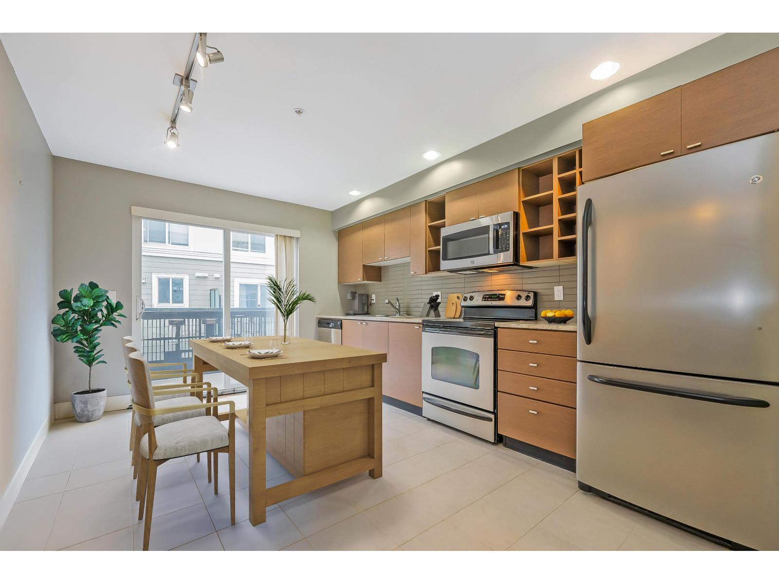 15833 26 Avenue Unit 93, Surrey, BC V3Z 2X5