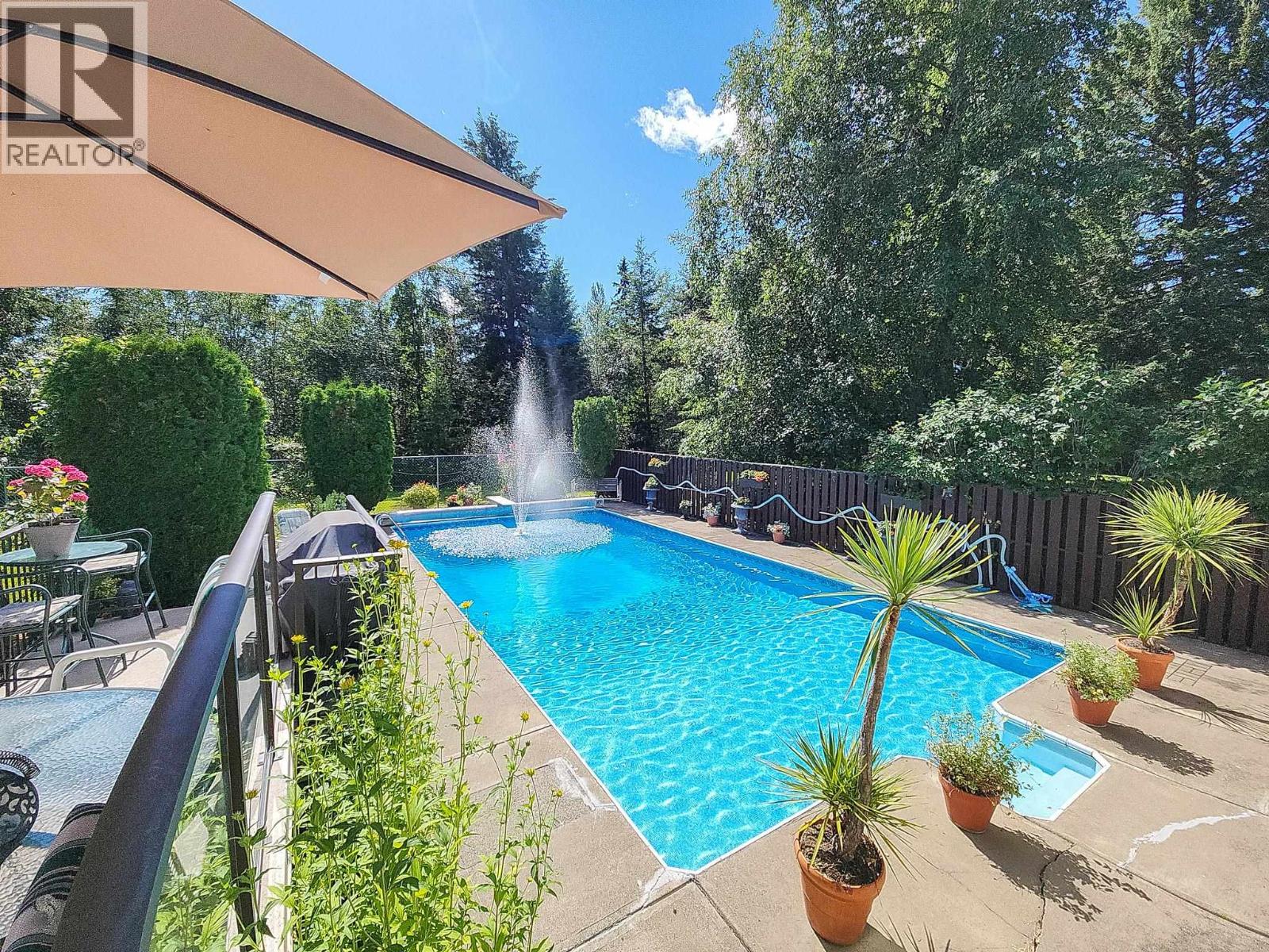 2774 Wildwood Cres, Prince George, BC V2K 3Y3