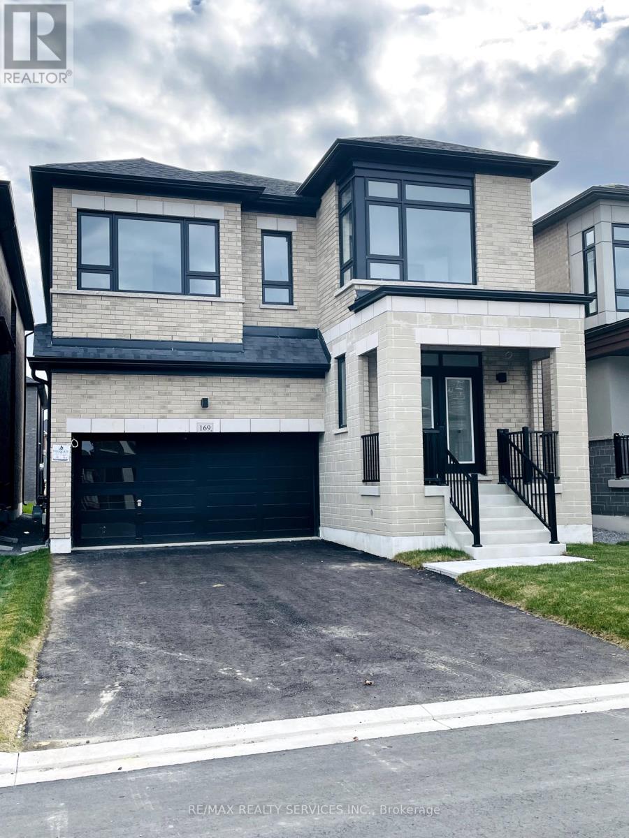 169 Wesmina Ave, Whitchurch-stouffville Stouffville, ON L4A 5A2