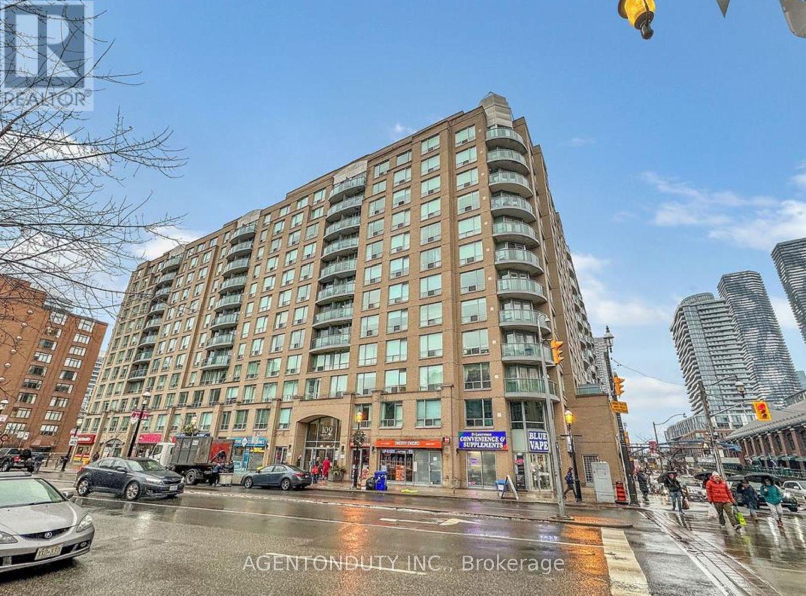 1135 109 Front St E, Toronto, ON M5A 4P7