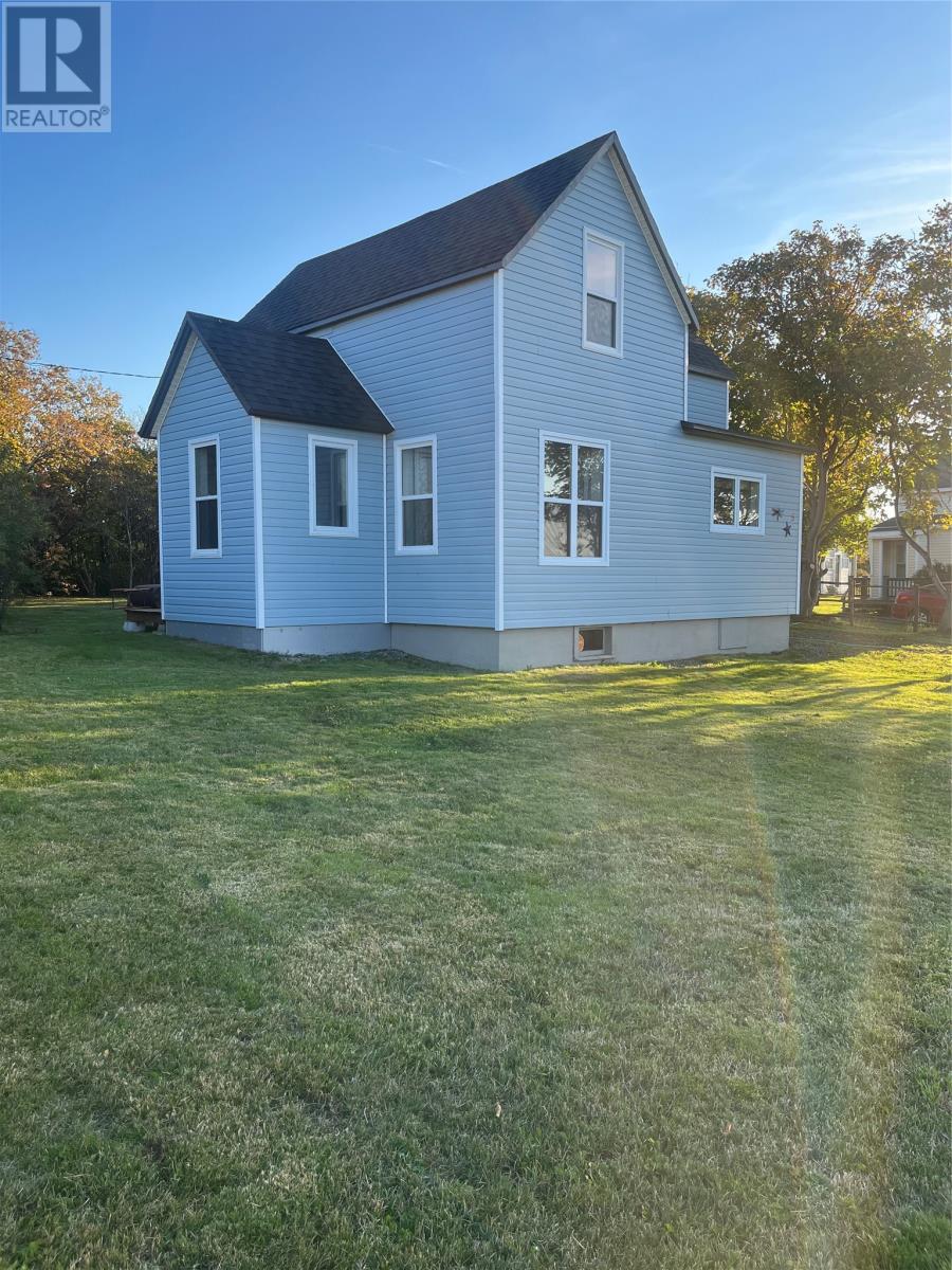 5 Post Office Rd, Wabana, NL A0A 1H0