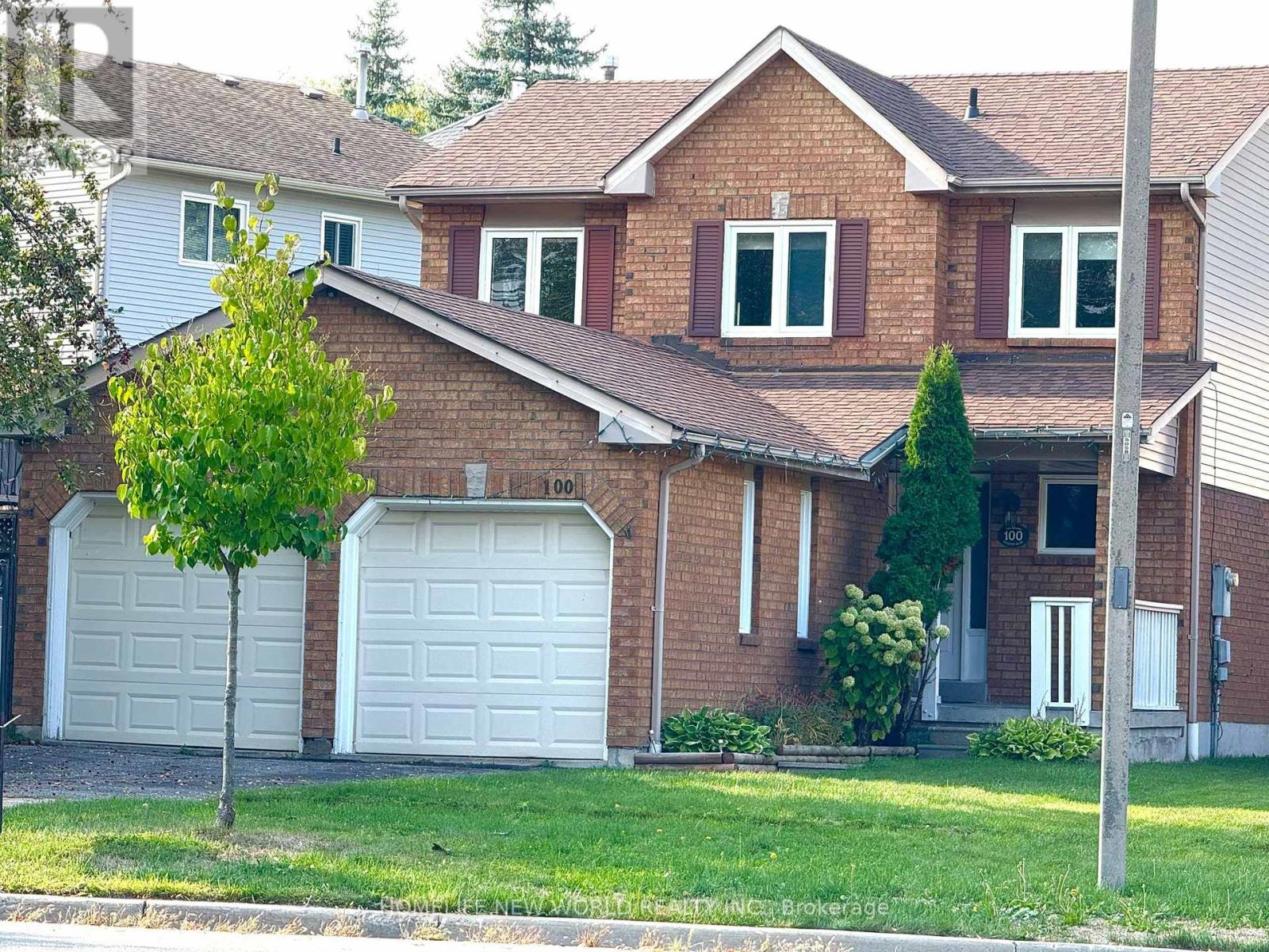 100 Bassett Blvd, Whitby, ON L1N 8X3