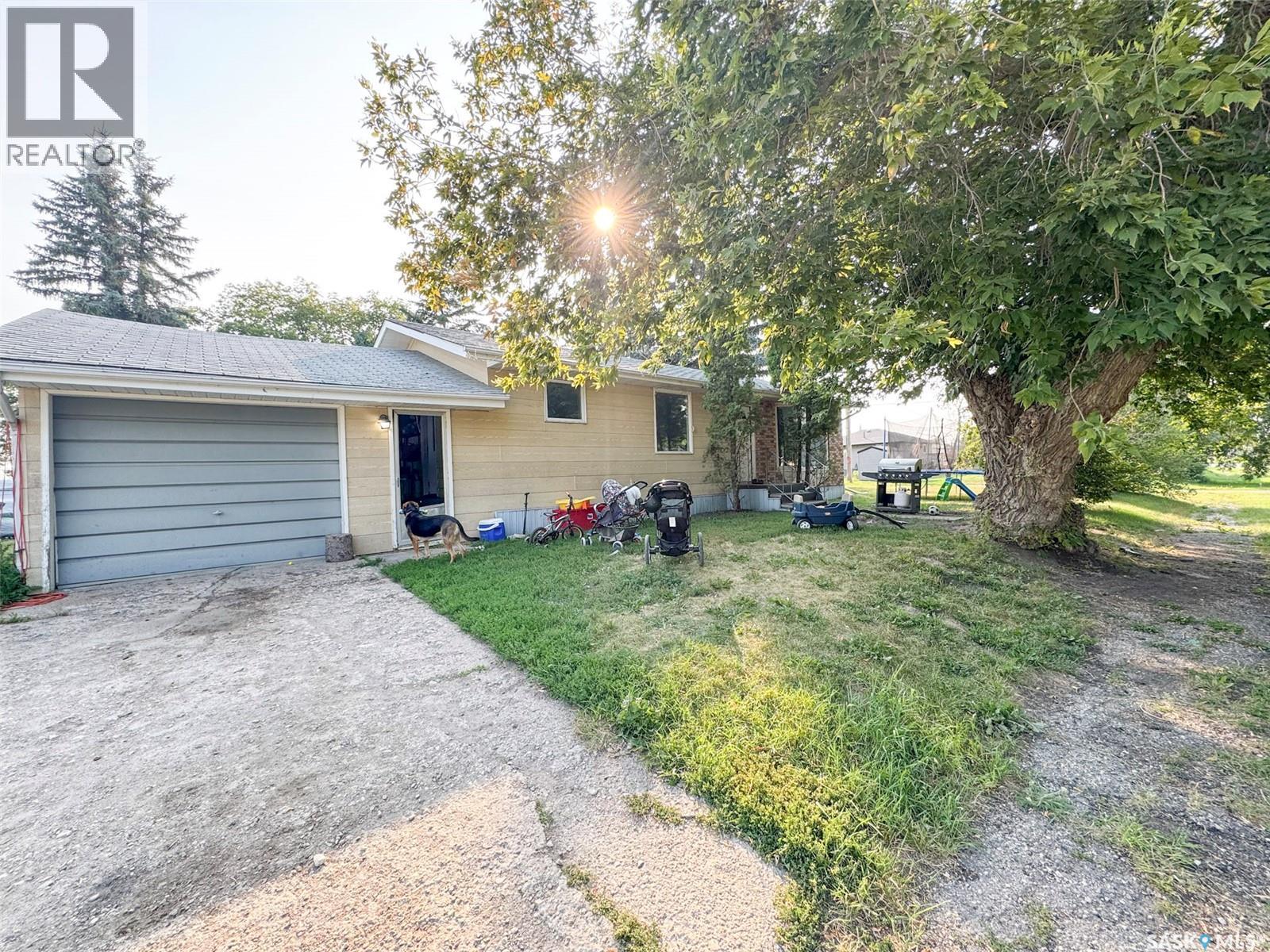 202 Yorkton Ave, Theodore, SK S0A 4C0
