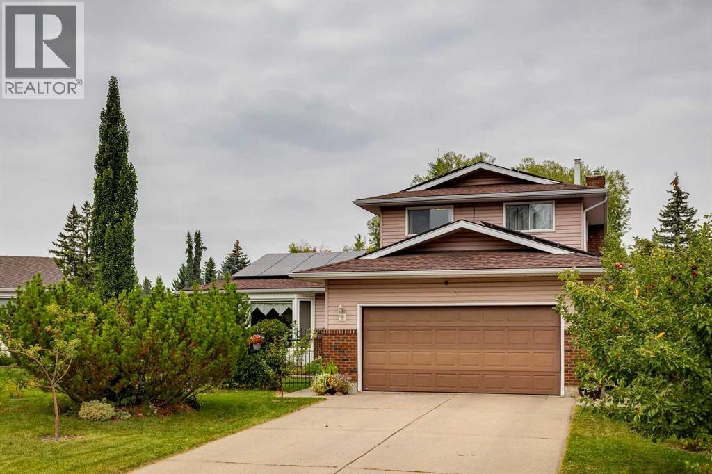 32 Brookpark Rise SW, Calgary, AB T2W 2X1