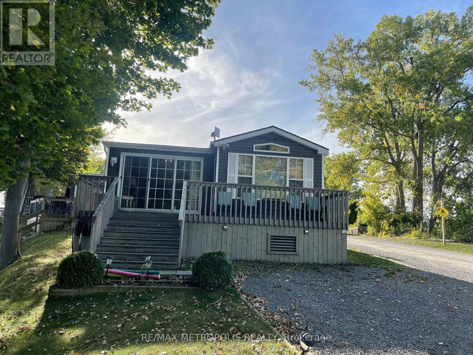 18-73 486 Cty Cherry Beach Ln, Prince Edward County Athol Ward, ON K0K 2P0