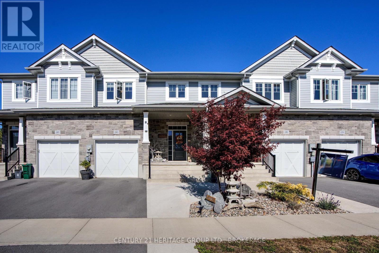 1263 Max Cres, Kingston, ON K7P 0P4