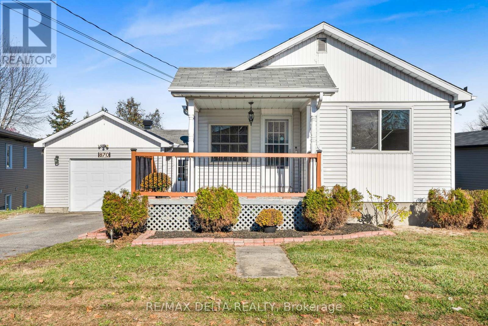 870 Chapman St, Clarence-Rockland, ON K4K 1E6