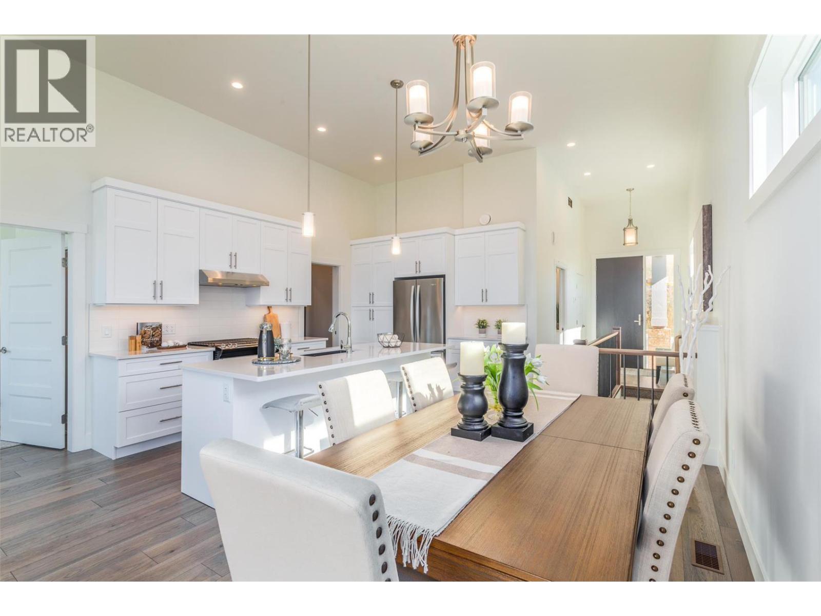 1436 Tower Ranch Dr, Kelowna, BC V1P 1T8