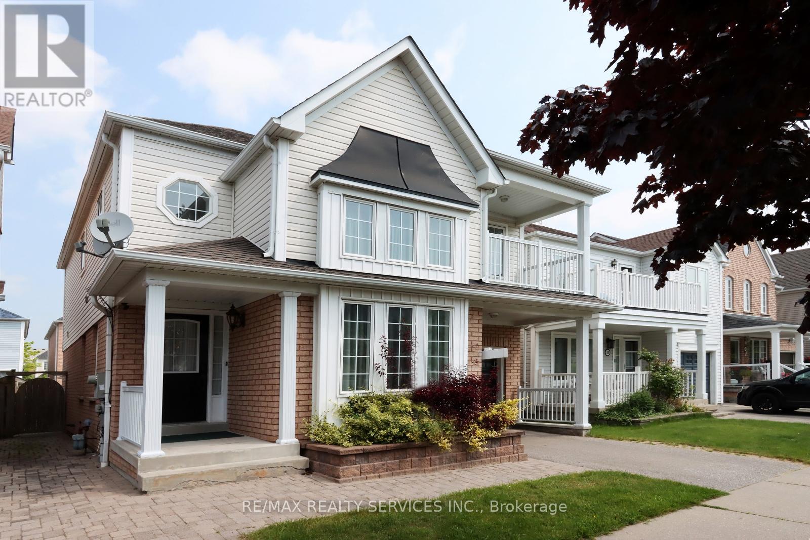 28 Hoile Dr, Ajax, ON L1Z 1M7