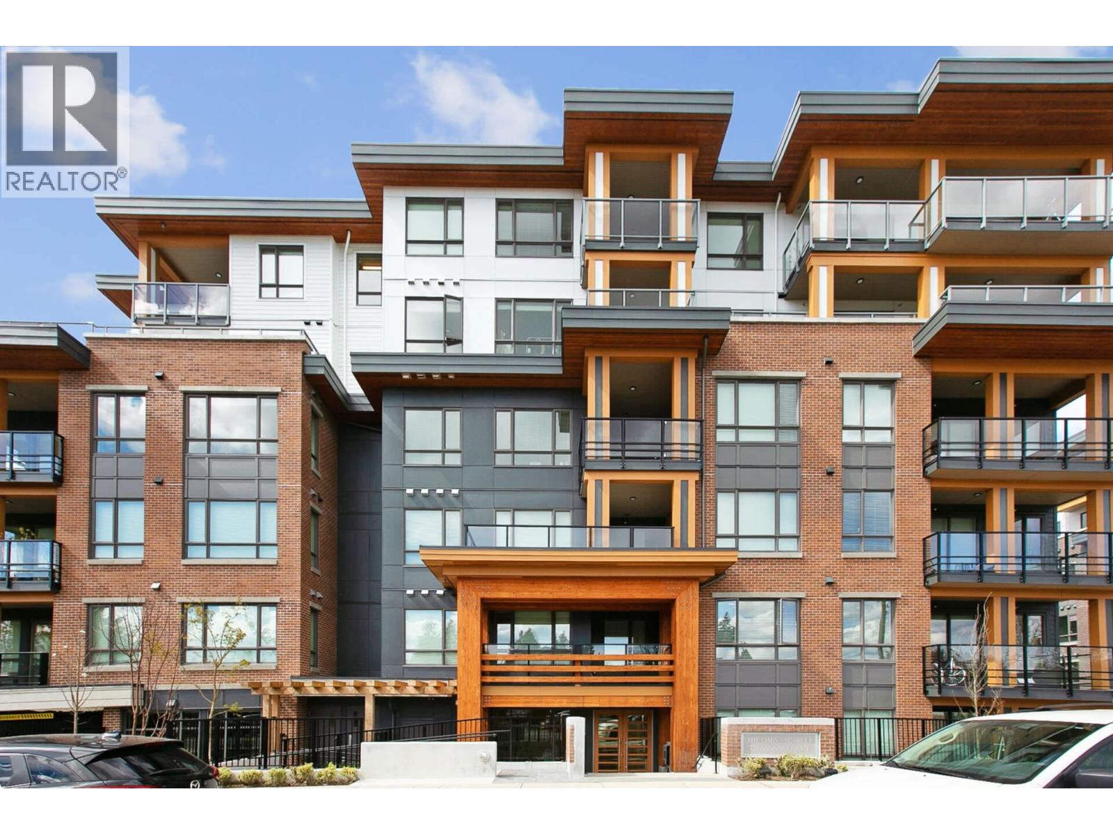 721 Anskar Court Unit 212, Coquitlam, BC V3J 0L4