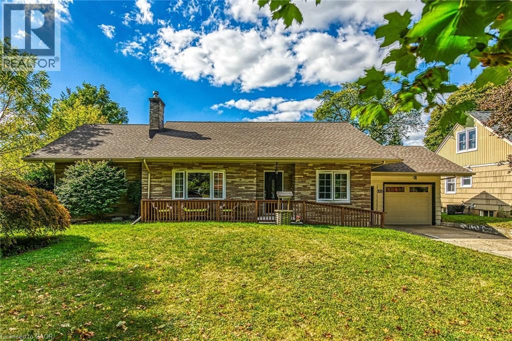 126 Wilson Dr, Simcoe, ON N3Y 2E7
