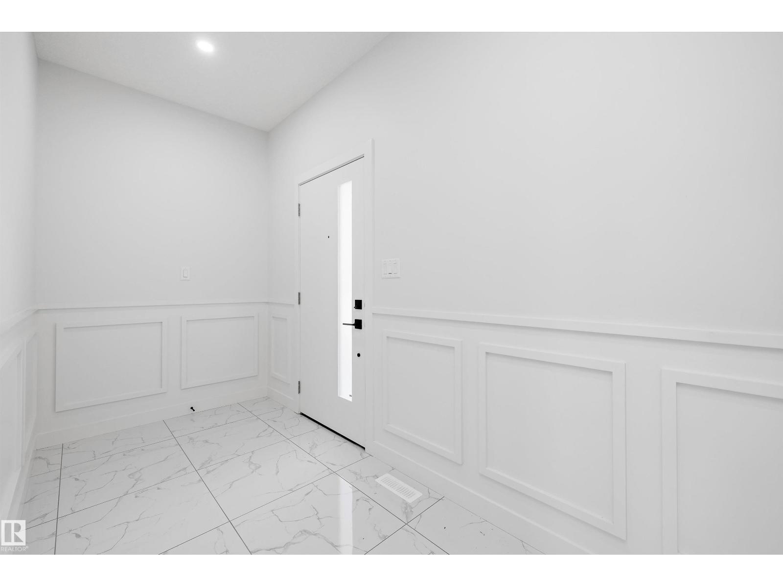 234 Kinglet Bv NW, Edmonton, AB T5S 0W4