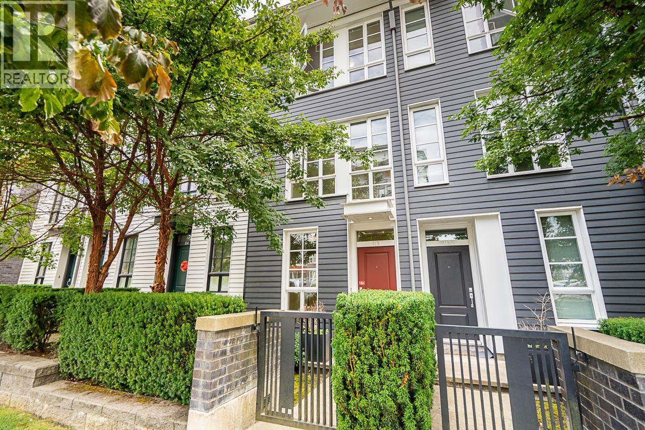 528 Foster Avenue Unit 113, Coquitlam, BC V3J 0E3