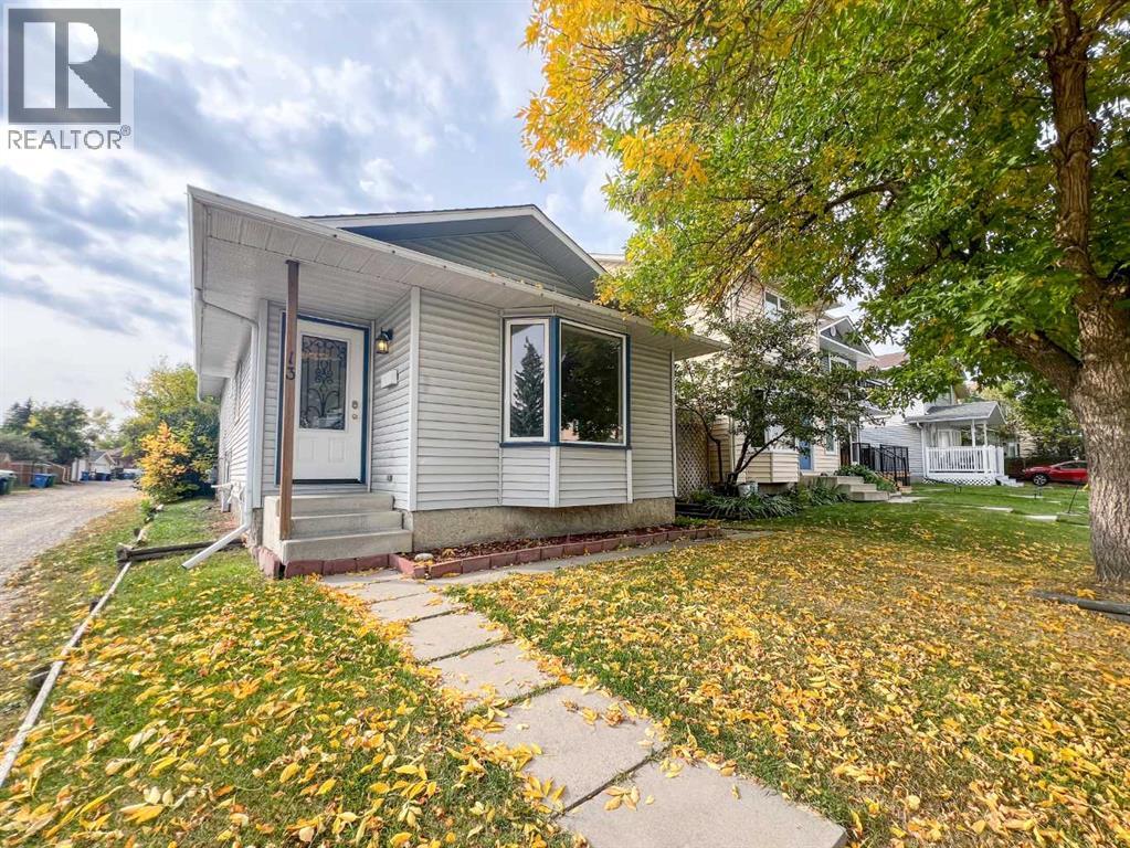13 Mckernan Rd SE, Calgary, AB T2Z 1S6