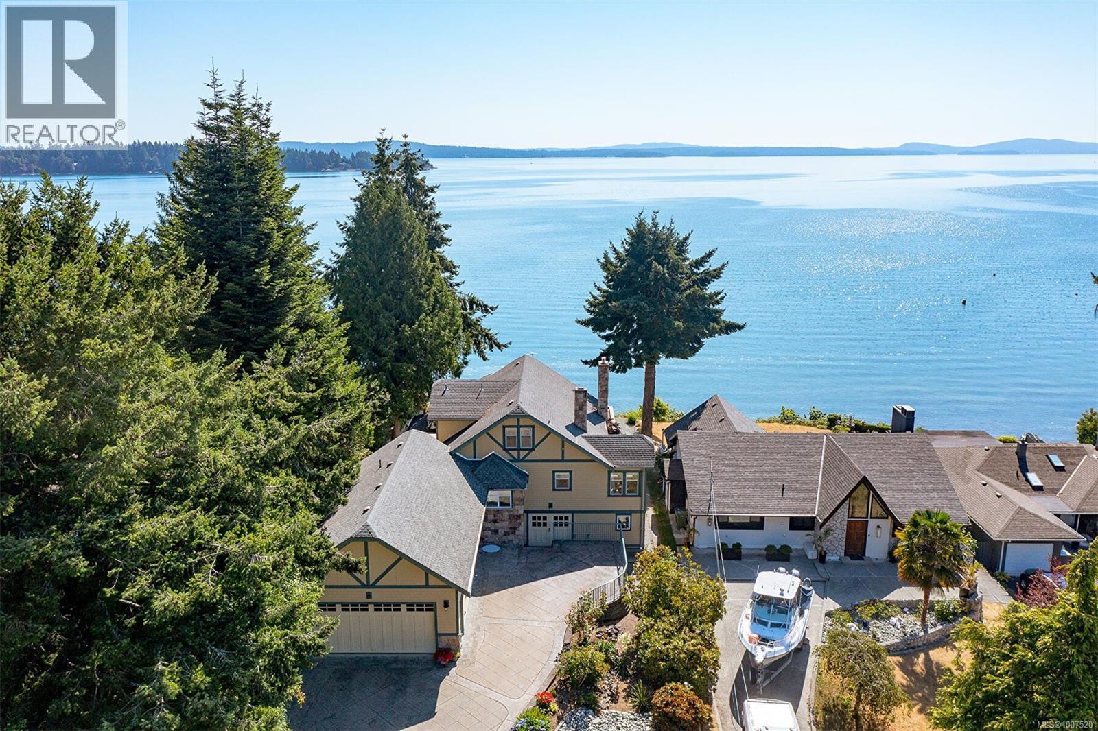 297 Gill Rd, Ladysmith, BC V9G 1X9