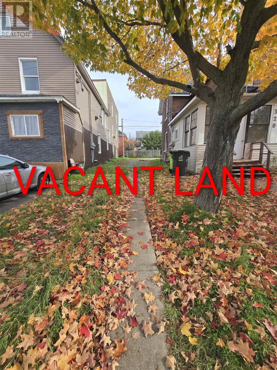 318 Albert St E, Sault Ste. Marie, ON P6A 2J6