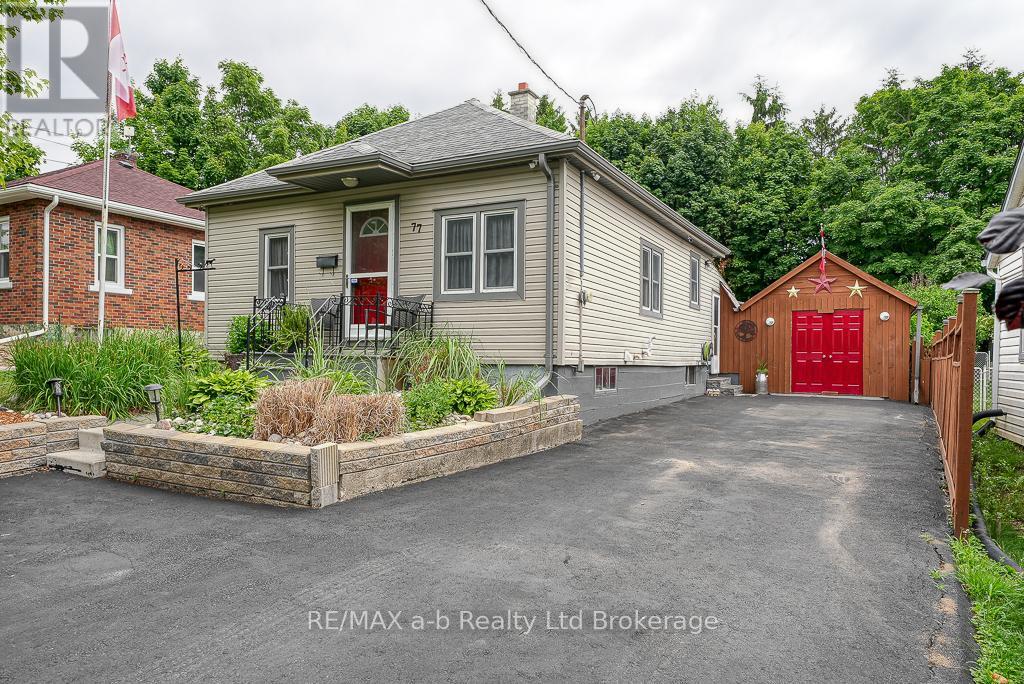77 Teeple St, Woodstock, ON N4S 3Y8