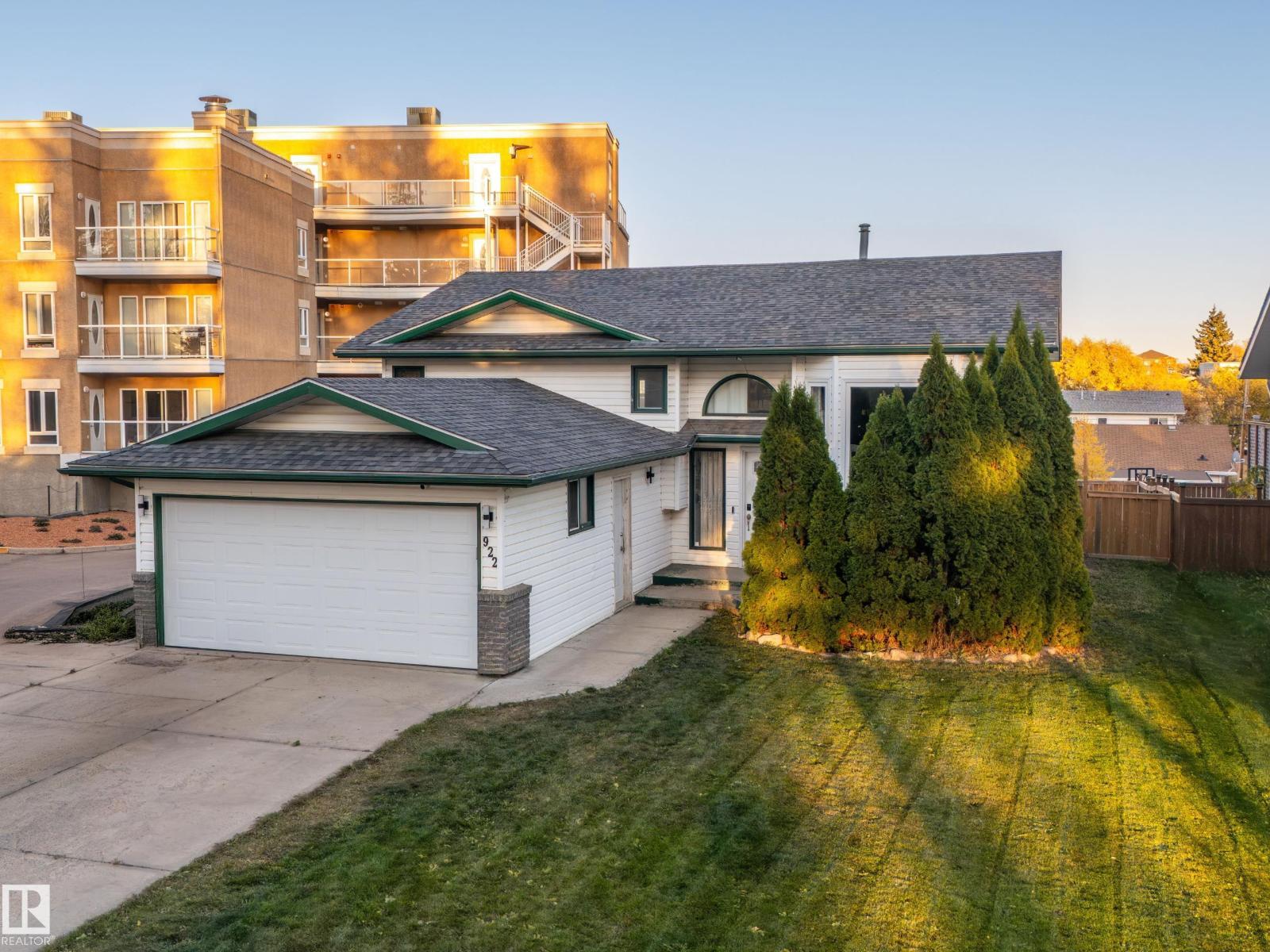 12 St Unit 922, Cold Lake, AB T9M 1K2