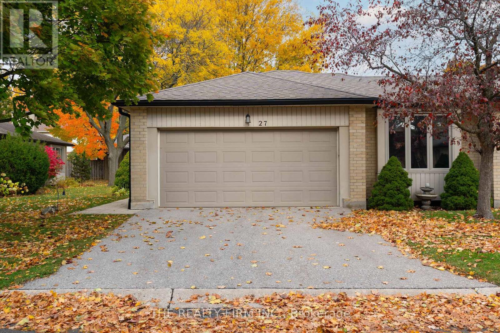 27 93 Pine Valley Gate, London, ON N6J 4L6