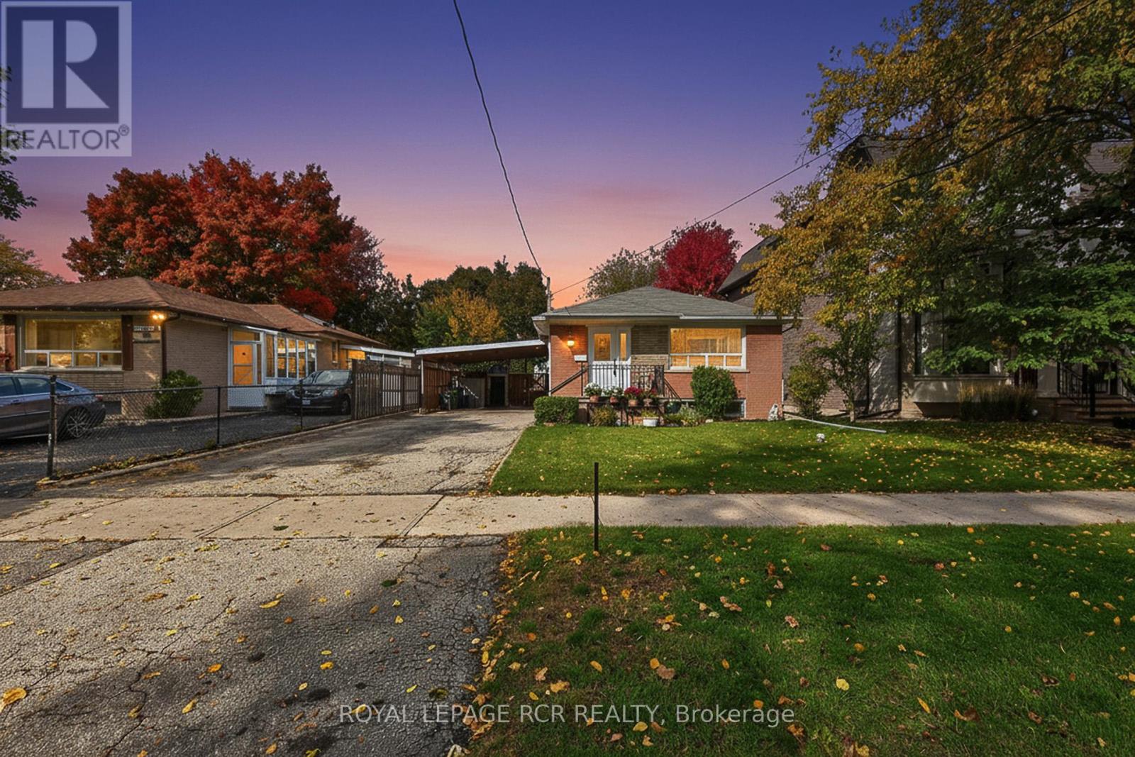 398 Connaught Ave, Toronto, ON M2R 2M2