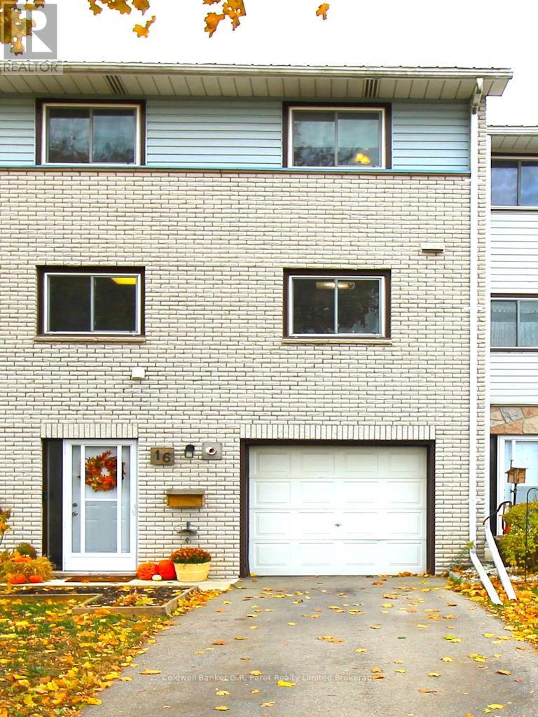 16 129 Concession St E, Tillsonburg, ON N4G 4N4