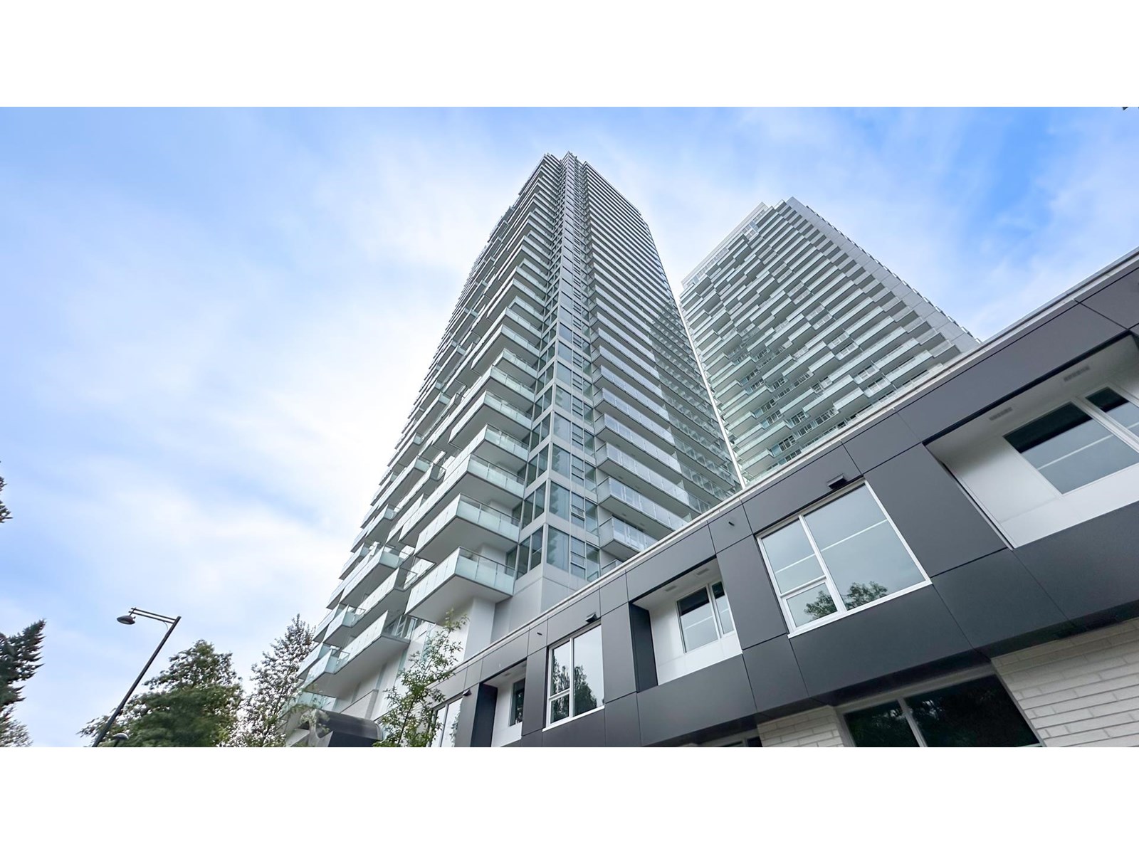 13778 100 Avenue Unit 1508, Surrey, BC V3T 0V2