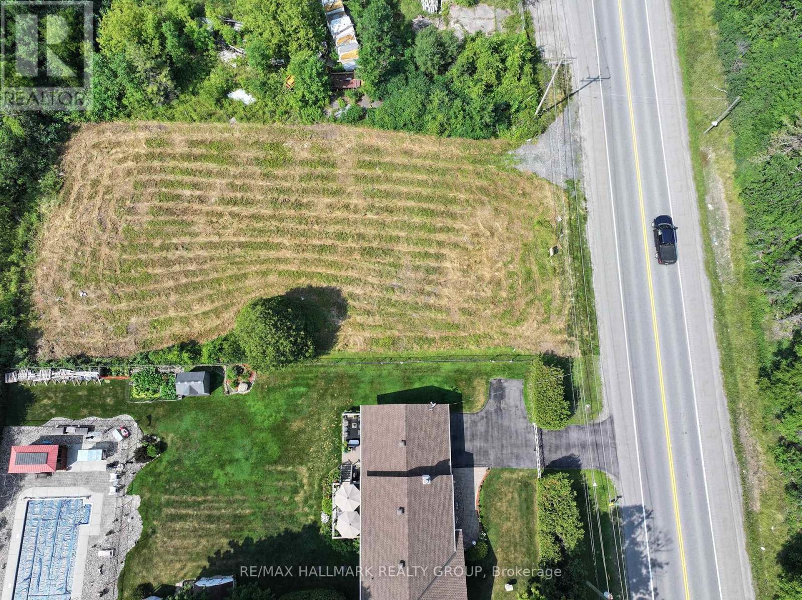 5466 Mitch Owens Rd, Ottawa, ON K4M 1B2